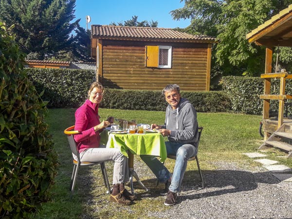 Huur Mobilhome in CREMIEU met snack